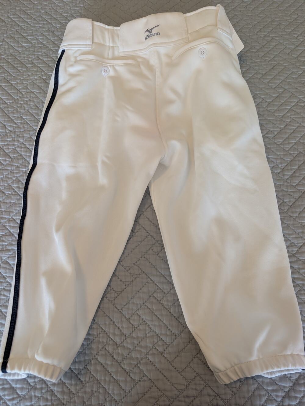 NWT Mizuno Baseball Pants Boy's Size YXL White w/ Navy Piping Short (0887)